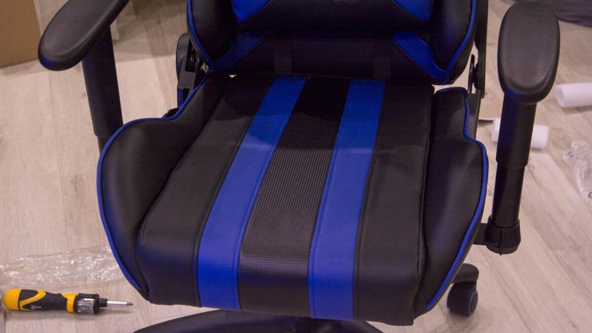 Геймерский трон. Обзор кресла AeroCool AC120 13 DSC 3941