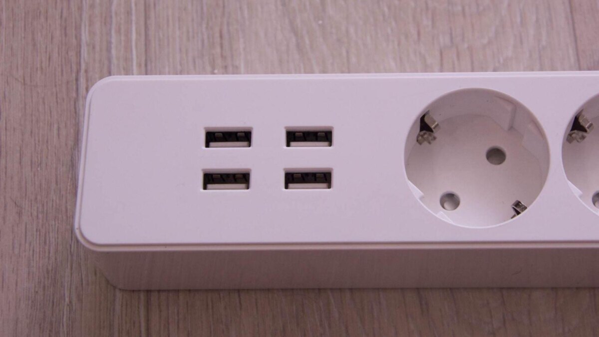 Заряжает! Обзор сетевого фильтра Orico OSC-4A4U 13 DSC 3998 Edit