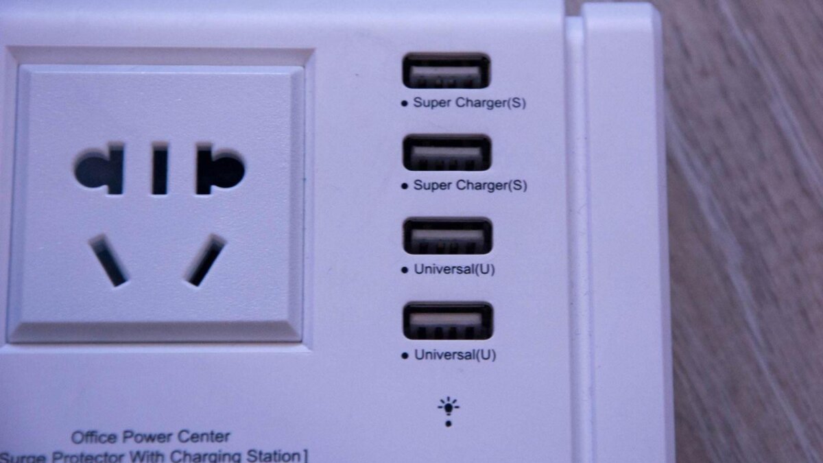 Заряжает! Обзор сетевого фильтра Orico OSC-4A4U 18 DSC 4004