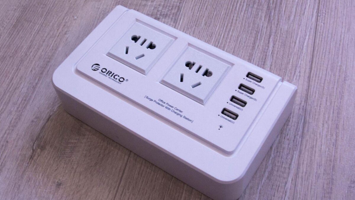 Заряжает! Обзор сетевого фильтра Orico OSC-4A4U 17 DSC 4010