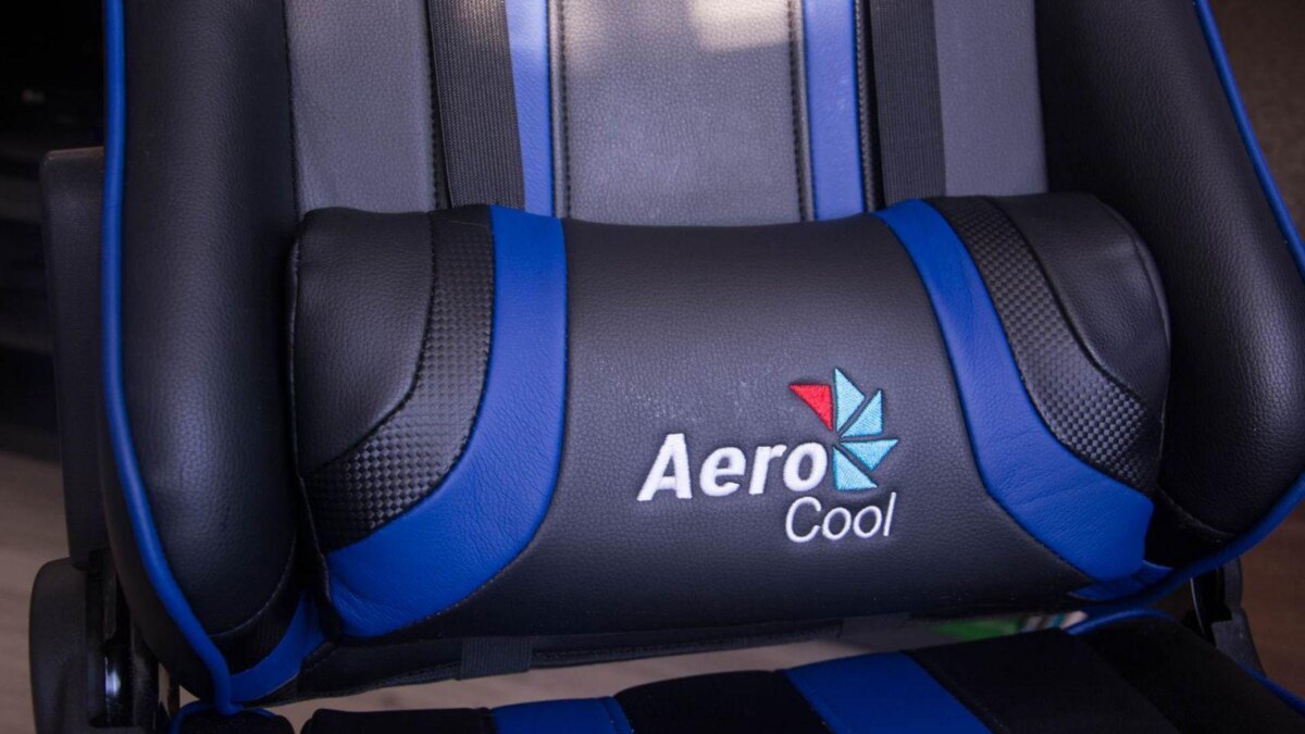 Геймерский трон. Обзор кресла AeroCool AC120 14 DSC 4023