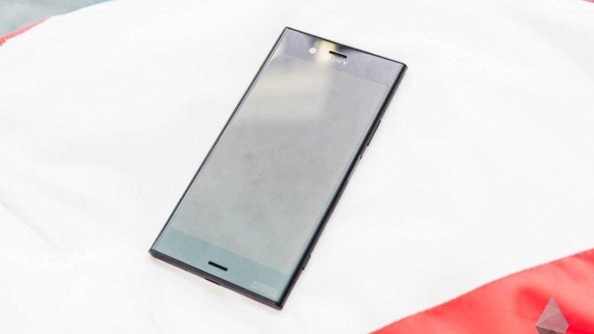 Флагманский смартфон Sony Xperia XZ1 Флагманский смартфон Sony Xperia XZ1