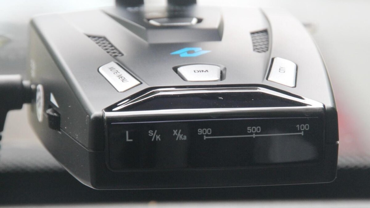 Радар-детектор без лишних сигналов. Обзор Neoline X-COP 4200 12 6 novyj razmer