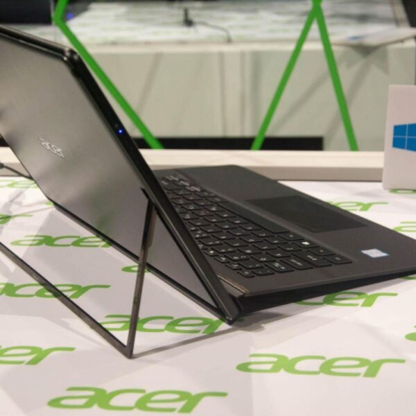 IFA 2017. Ноутбук-трансформер Acer Switch 7 с водяным охлаждением (DSC 4280 1)