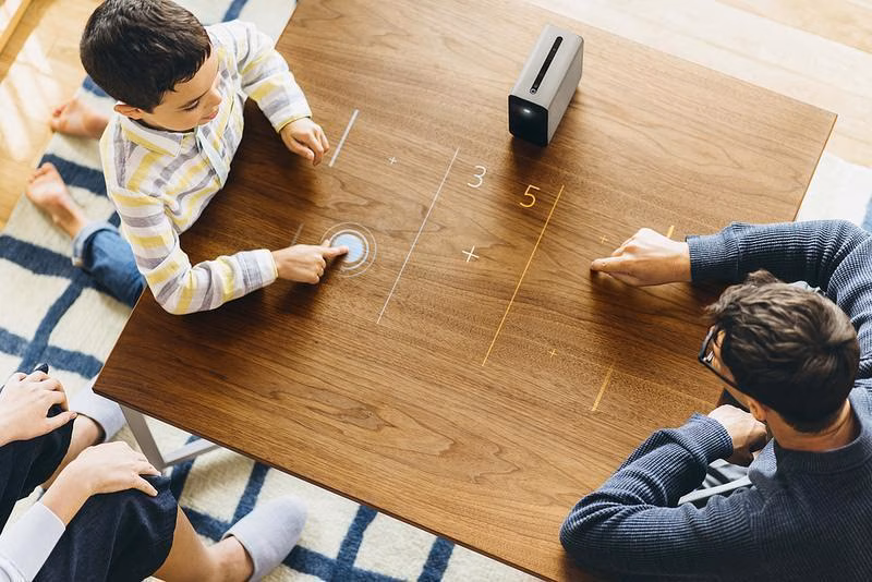 Проектор Sony Xperia Touch поступает в продажу в России 5 Xperia Touch 7
