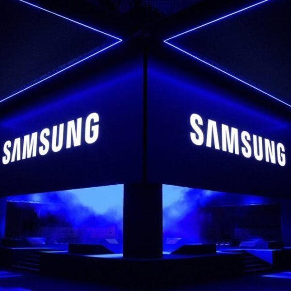 Samsung покажет носимую электронику на IFA 2017 (samsung sign)