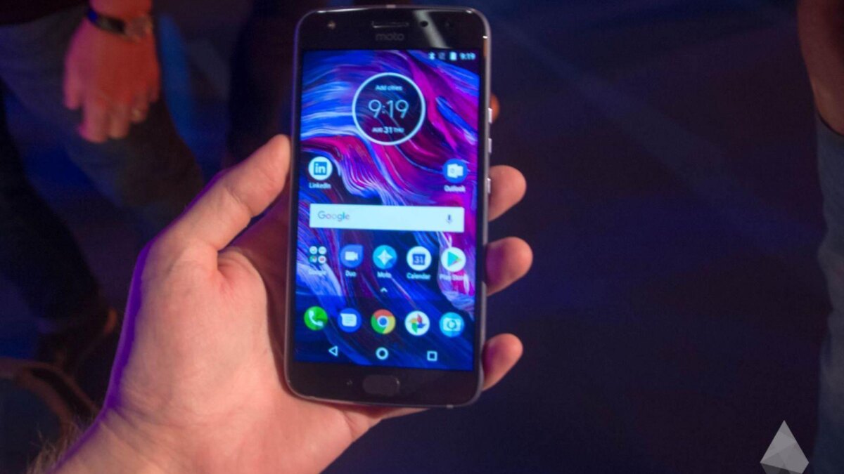 "Живые" фото Moto X4 с IFA 2017 7 DSC 4706 2