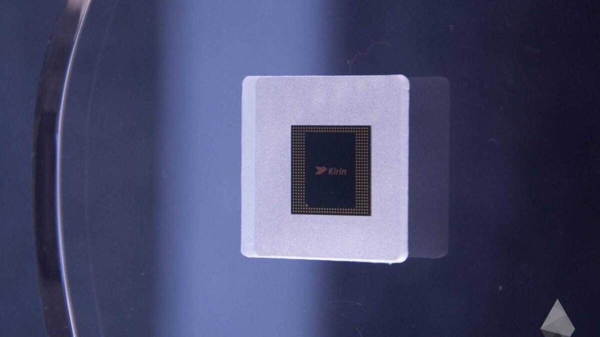 IFA 2017. Huawei показала неанонсированный процессор Kirin 970 с искусственным интеллектом 11 DSC 5132