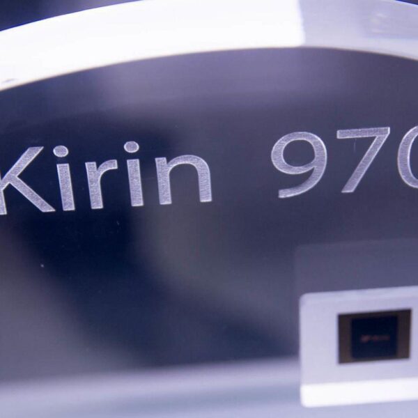 IFA 2017. Huawei показала неанонсированный процессор Kirin 970 с искусственным интеллектом (DSC 5148 e1504280440390)