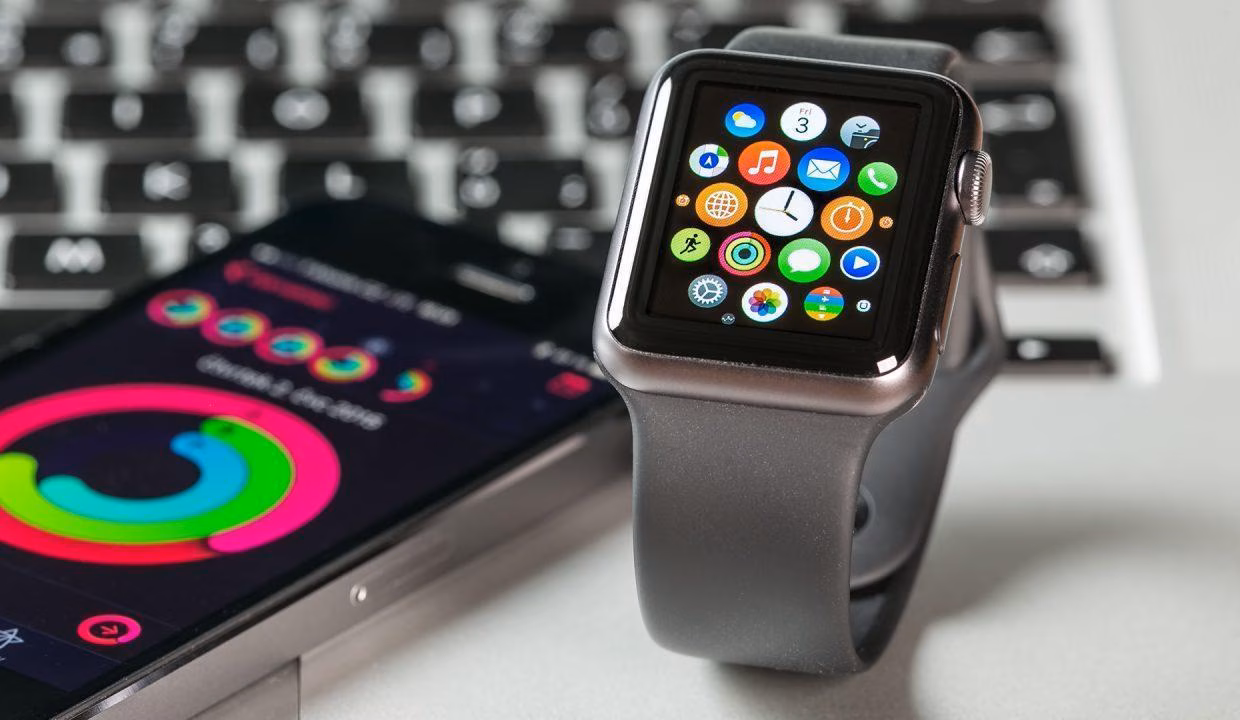 В watchOS 4 больше не отображается музыка 2 apple watch smartphone mobile devices ss 1920 3 1240x720 1