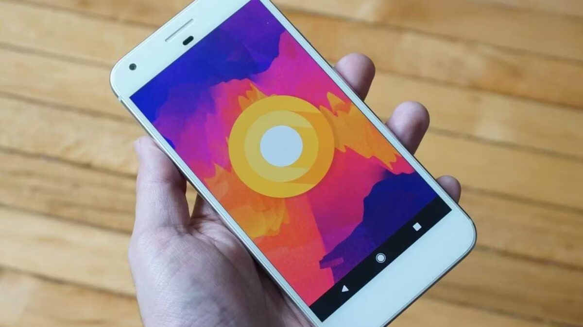 Какие смартфоны уже можно обновить до Android 8.0 Oreo? Публикуем список