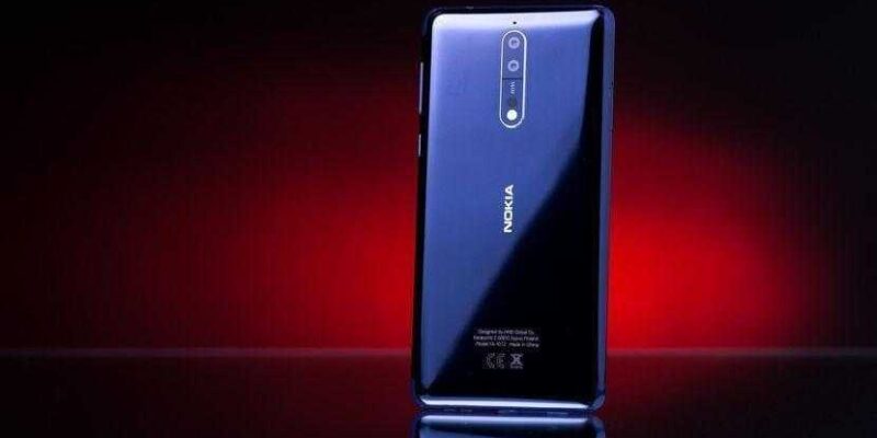 Распаковка и первый взгляд на Nokia 8 (Nokia 8)
