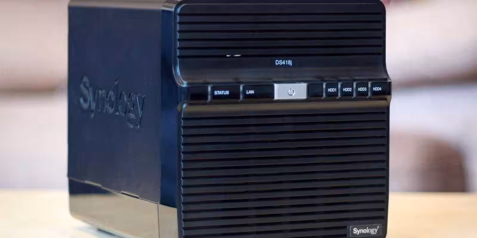 Обзор сетевого хранилища Synology DiskStation DS418j. Атлант класса SOHO 21 ds418 3