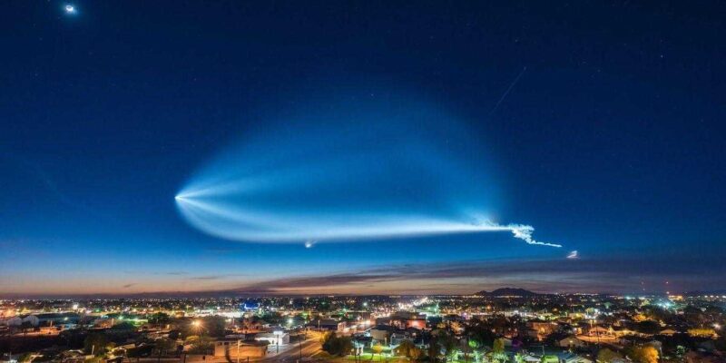Фотограф запечатлел полёт SpaceX Falcon 9 в таймлапсе (SpaceX Falcon 9)