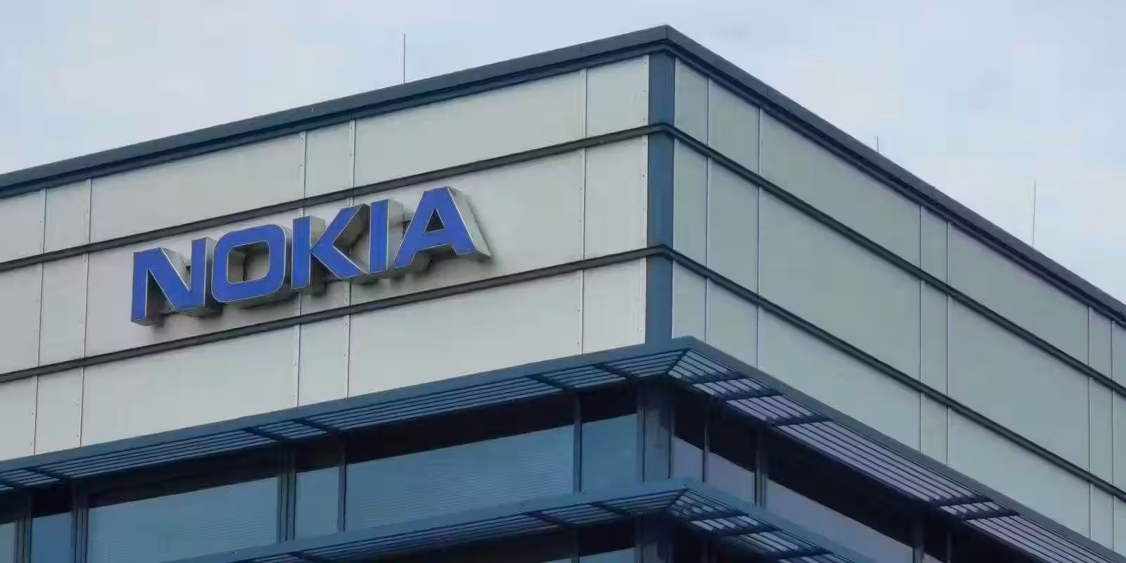 Huawei начнёт платить Nokia за патенты 1 nokia sign hq 1