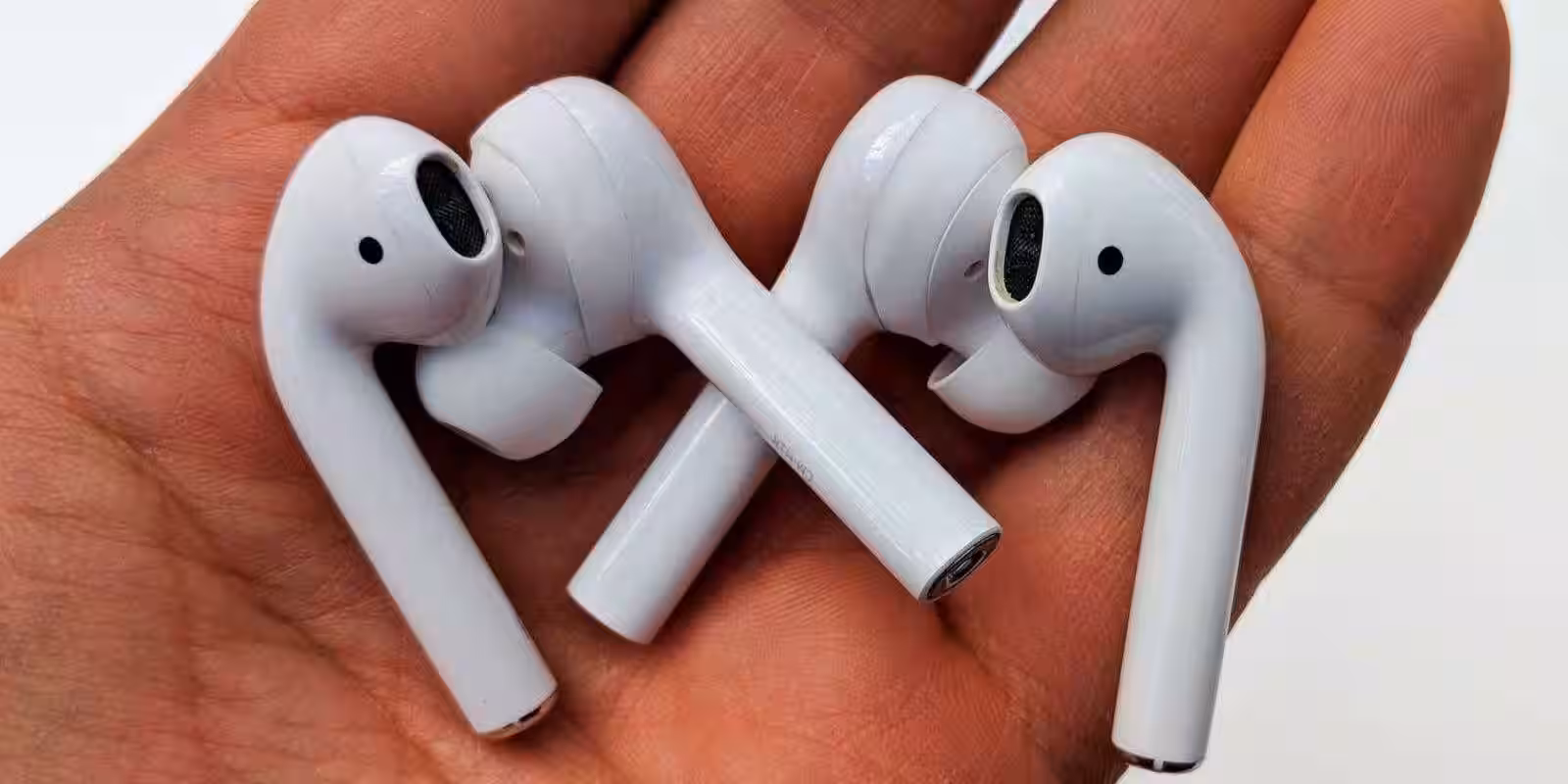 Huawei выпустил беспроводные наушники Huawei FreeBuds в России 3 Huawei FreeBuds 7