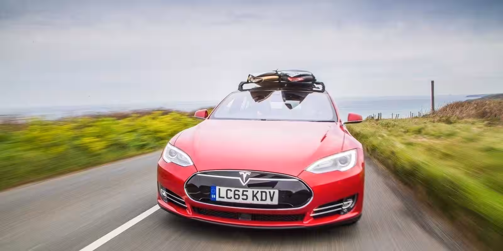 Tesla выпустит серию досок для сёрфинга 2 tesla cornwall 0149 Edit