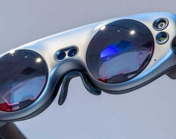 Magic Leap выпустила очки дополненной реальности (6e824409791103c0 848x477)