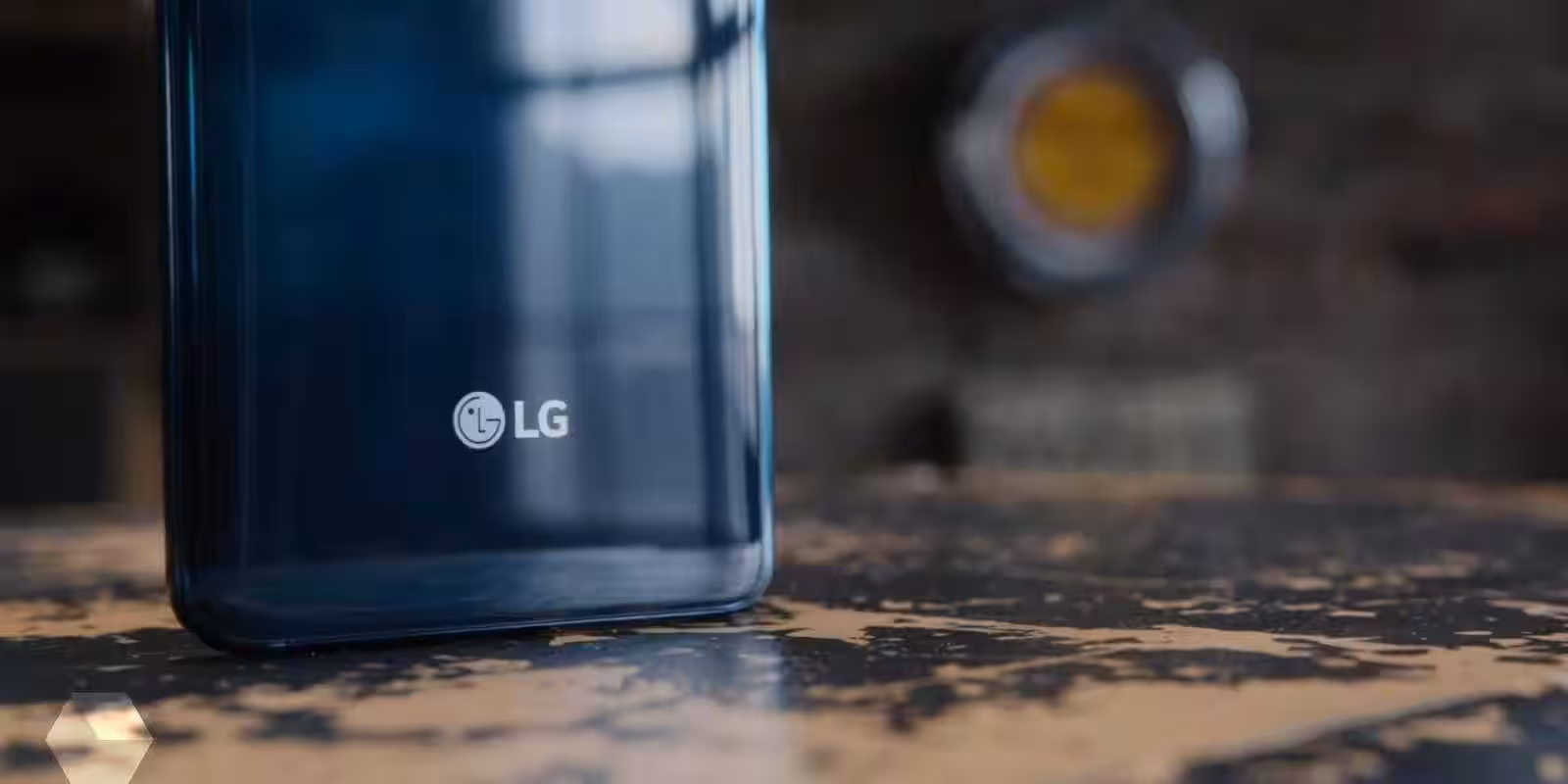 LG показала первый смартфон на Android One 2 SRS7cDa7RFdS