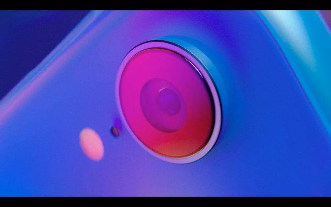 Apple выпустила iPhone XR 7 1 1