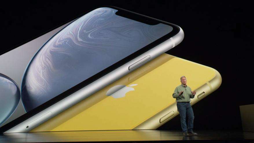 Apple выпустила iPhone XR (2 1)