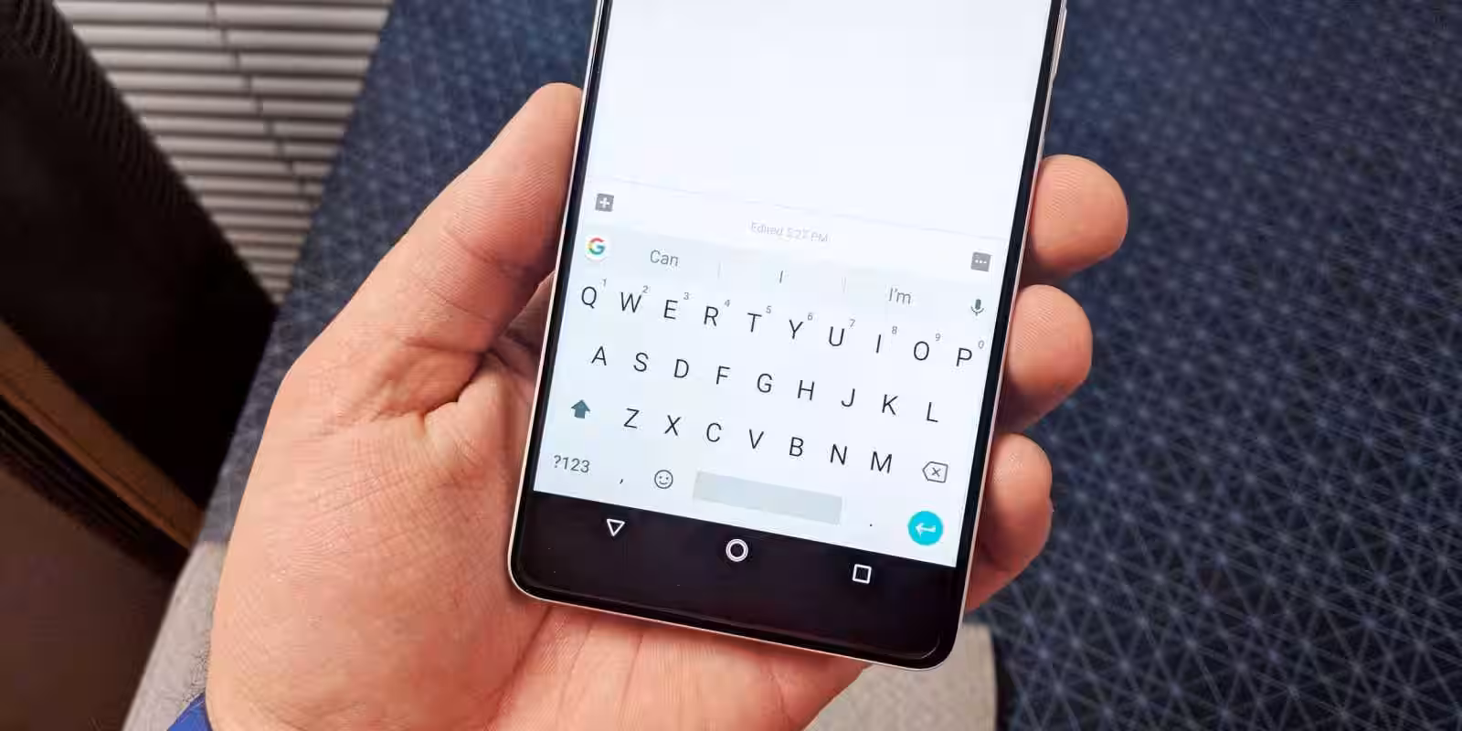 Google GBoard позволит быстро найти нужную GIF-ку 2 gboard essential phone 1