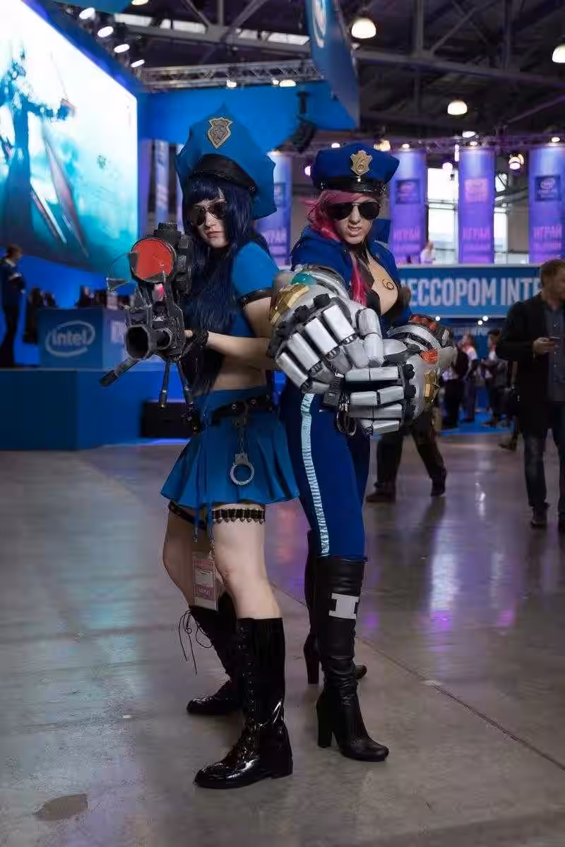18+ Самый необычный косплей на ИгроМир 2018 и Comic Con. День 1 38 igromir comic con kosplej 11
