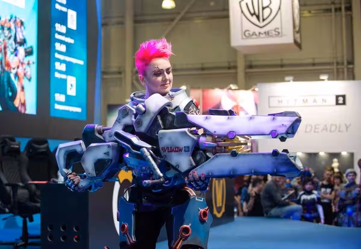 18+ Самый необычный косплей на ИгроМир 2018 и Comic Con. День 1 45 igromir comic con kosplej 31