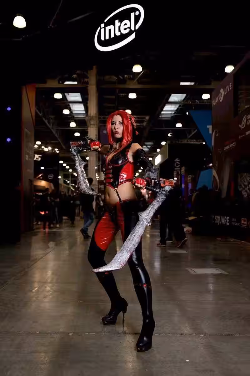 18+ Самый необычный косплей на ИгроМир 2018 и Comic Con. День 1 51 igromir comic con kosplej 7