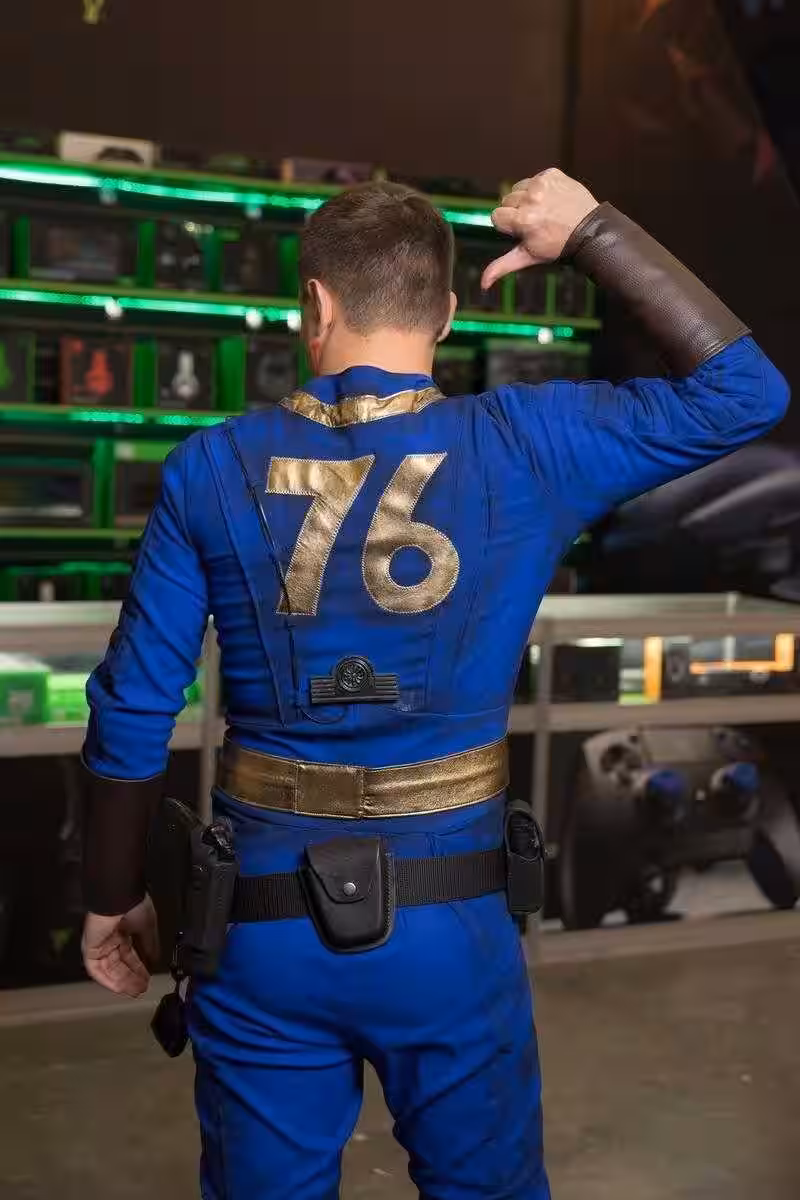 18+ Самый необычный косплей на ИгроМир 2018 и Comic Con. День 2 55 igromir comic con kosplej den 2 11