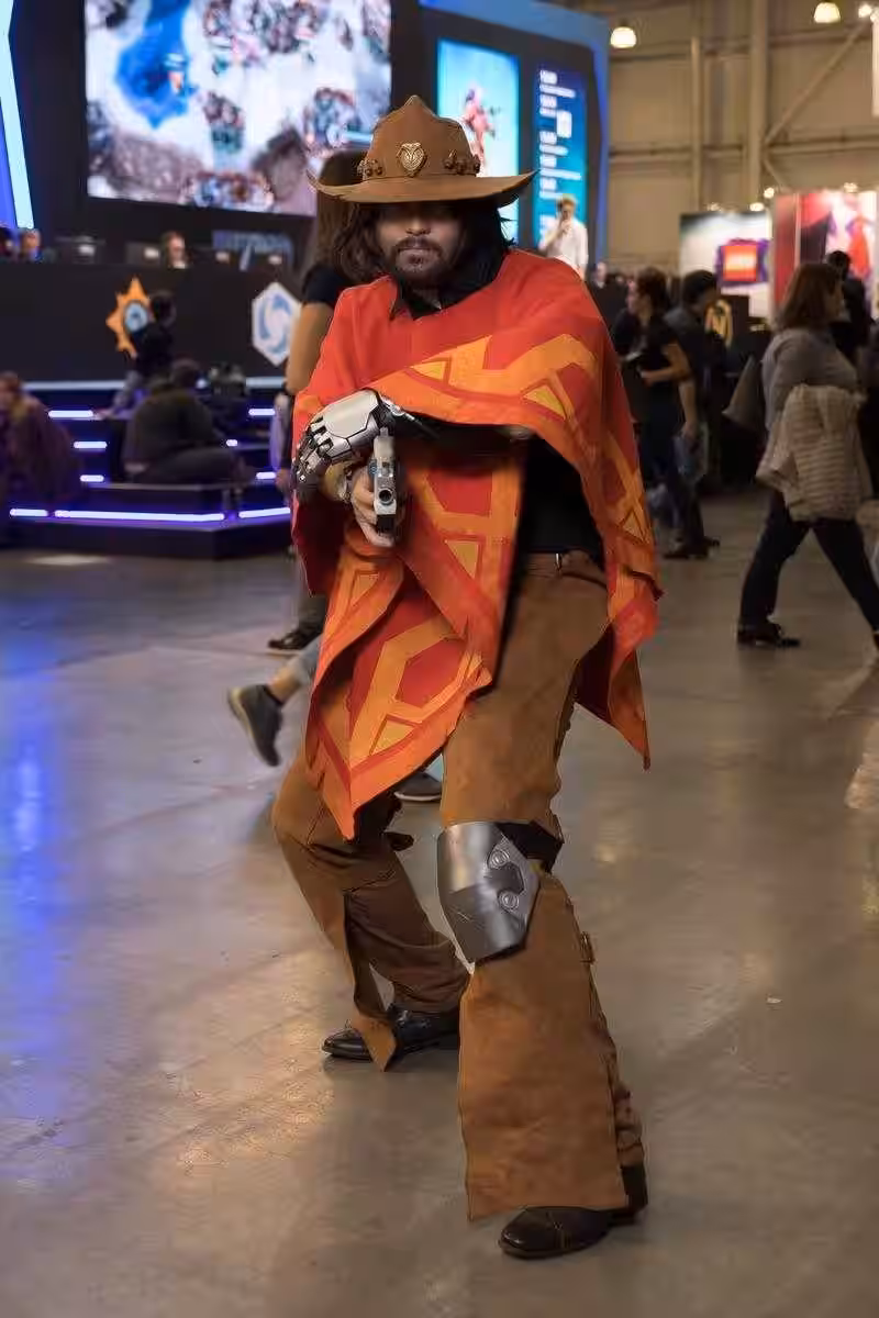 18+ Самый необычный косплей на ИгроМир 2018 и Comic Con. День 2 46 igromir comic con kosplej den 2 20