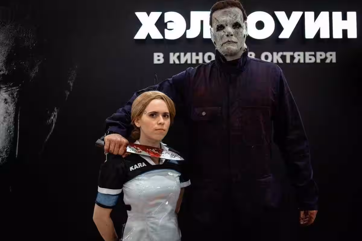 18+ Самый необычный косплей на ИгроМир 2018 и Comic Con. День 2 33 igromir comic con kosplej den 2 32