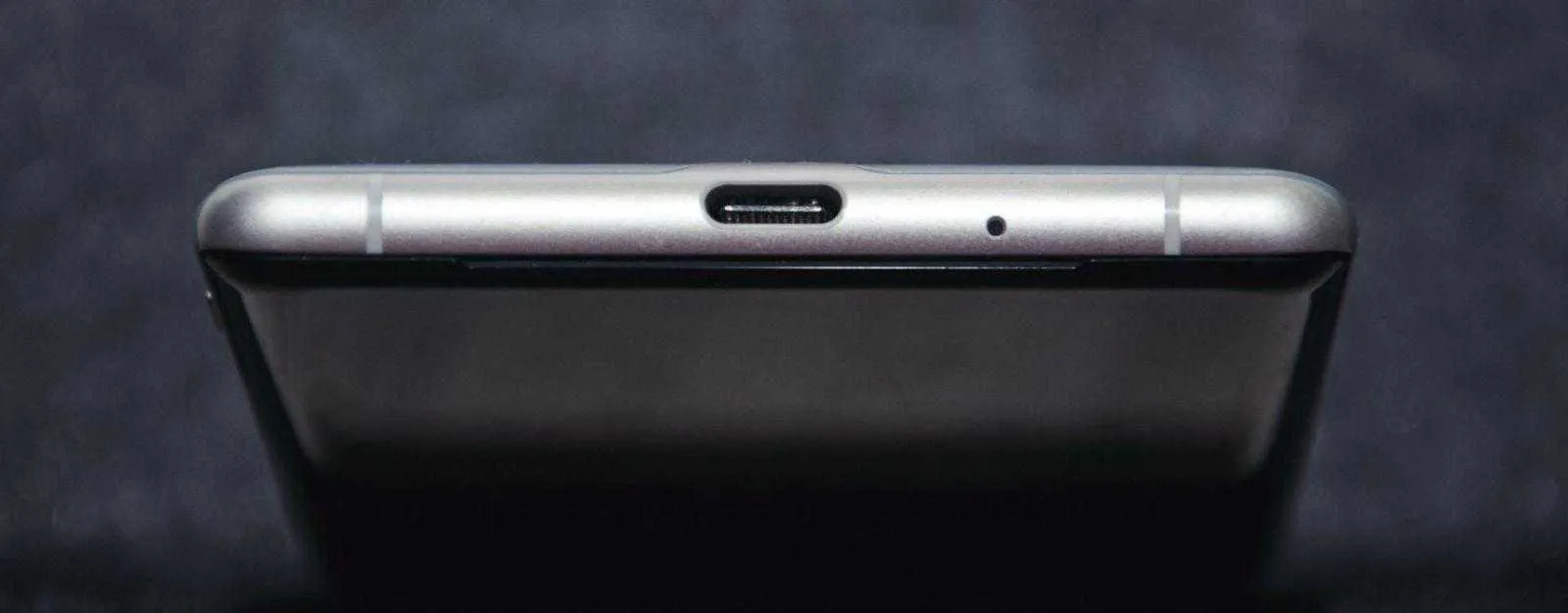 USB-C в смартфонах Sony уже стал традиционным. 