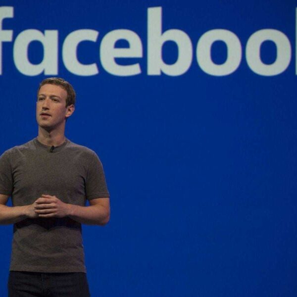 Марк Цукерберг переименовал Facebook в Meta (markzuckerberg)