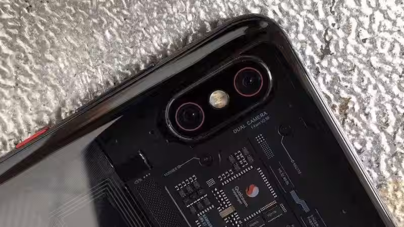 Xiaomi выпускает в России новый Mi 8 Pro 8 xiaomi mi 8 pro review camera 920x518 1