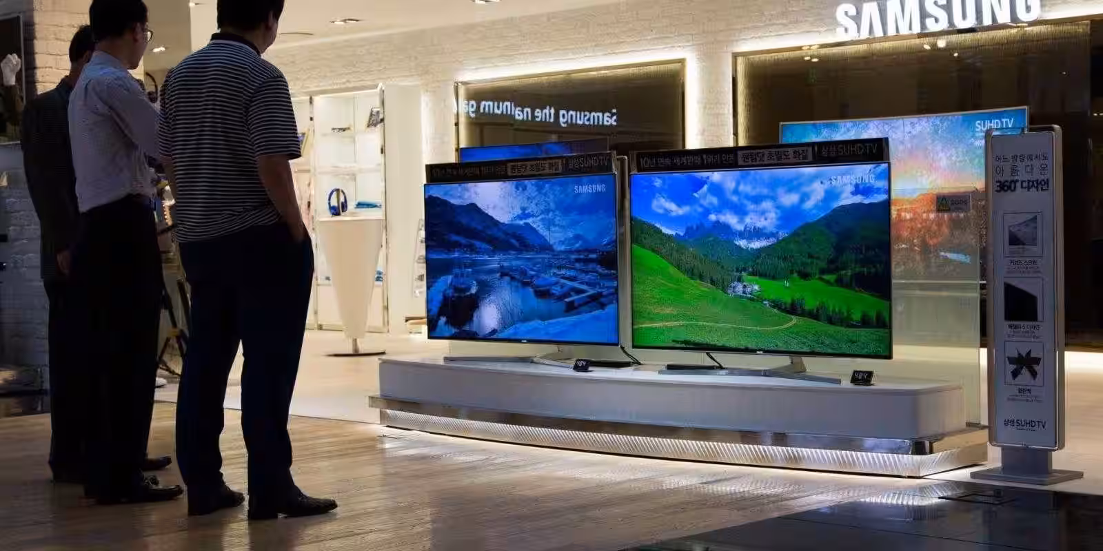 104332232 Samsung Smart TV