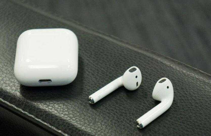 Слухи: Обновленные AirPods от Apple поступят в продажу в начале 2019 года 3 Обновленные наушники AirPods от Apple и зарядный кейс