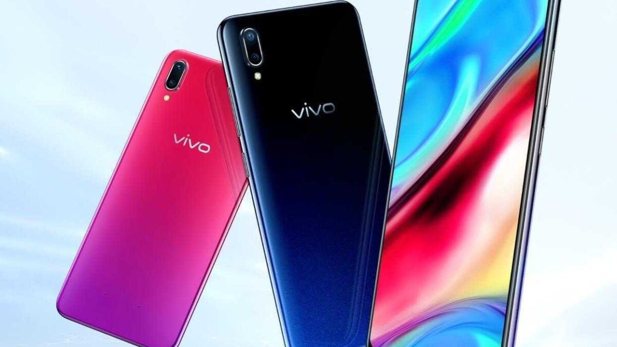 Смартфоны Vivo Y91i и Y93 сзади и спереди