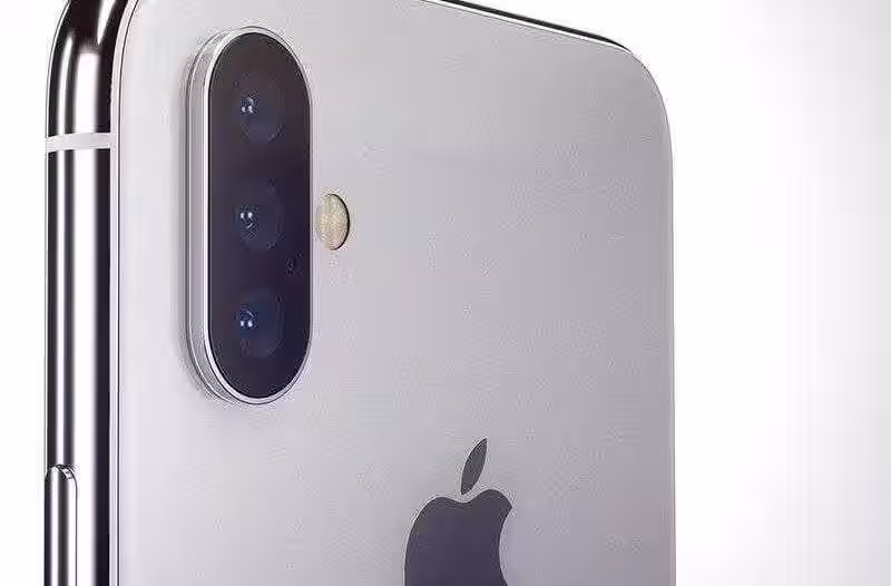 iphone x triple lens martin hajek idropnews 800x652 e1548915913441