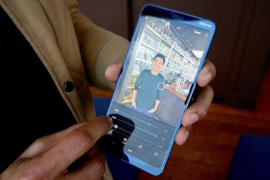 В России открыт предзаказ смартфона с 5-ю камерами Nokia 9 PureView 9 Nokia 9 PureView Hands On 9