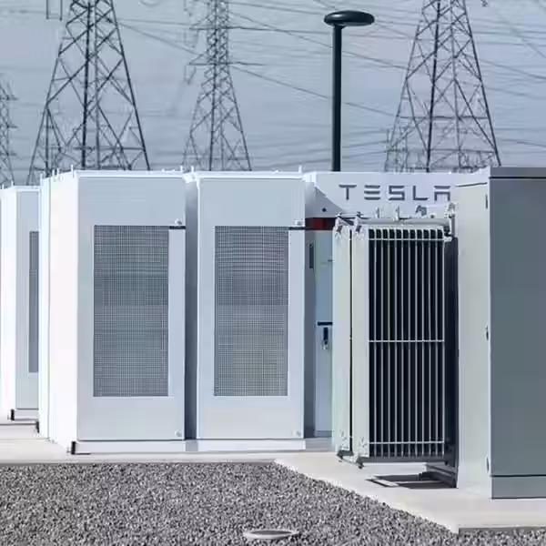Tesla Powerpack Mira Loma Substation e1502207423731