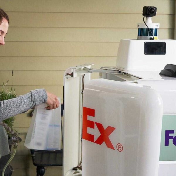 FedEx представила FedEx SameDay Bot. Робот для доставки на короткие расстояния (fedex bot)
