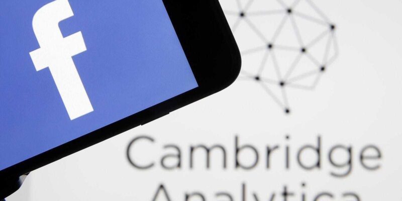 Facebook может получить многомиллиардный штраф за скандал с Cambridge Analytica (gettyimages 935015092)