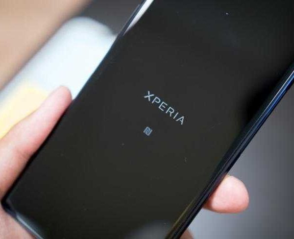 В сети появились рендеры нового смартфона Sony Xperia L3 (sony xperia xa3)