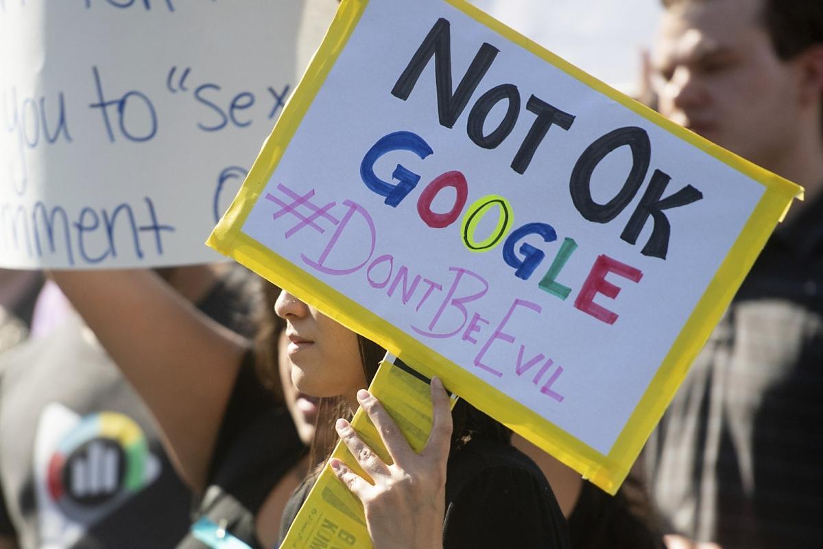 Google заплатил 45 млн. долларов бывшему директору, обвиняемому в сексуальных домогательствах. 18+ 2 036ece54817c829c1c054a421e2cbde5 l