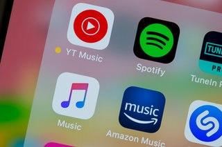 Spotify доминирует на мировом рынке — у сервиса вдвое больше платных подписчиков, чем у Apple Music (144860 apps feature youtube music feature spotify feature apple music feature amazon music whats the difference image1 i39atacs0r)