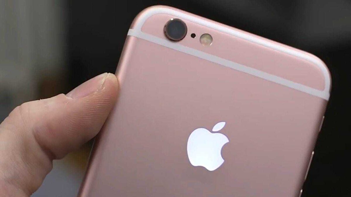 Сервисные центры Apple разрешат ремонт айфонов со сторонними аккумуляторами 2 576d789cdd0895e9528b4626 1536 768