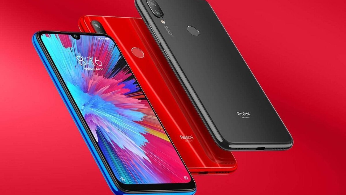 Смартфон Redmi 7 Note с ярким экраном и двойной камерой сзади