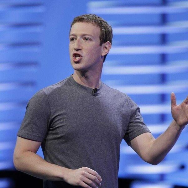 Марк Цукерберг рассказал о будущем Facebook. Личные сообщения, защита данных и интеграция с Instagram и WhatsApp (dbca6289a4ff418718128f429c1a1add 1440x)