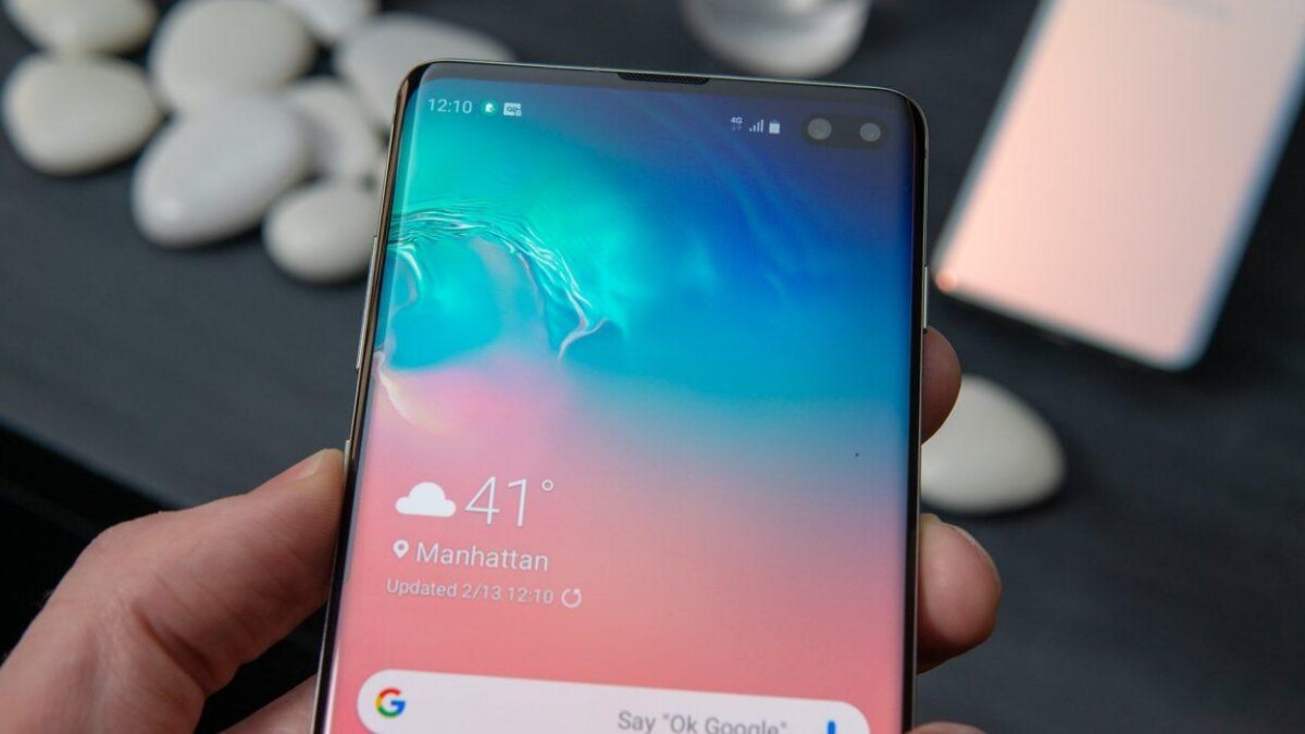 galaxy s10 face unlock front camera e1552208043630